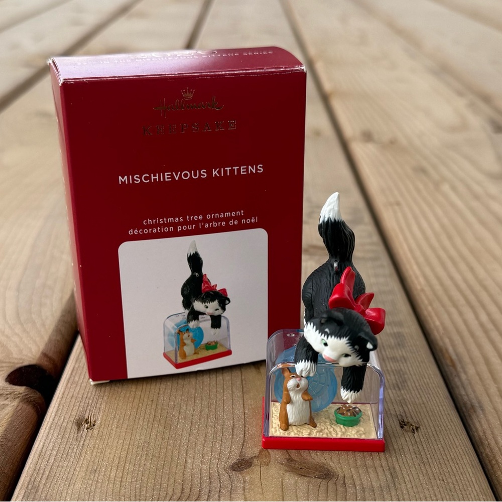 Hallmark Keepsake 2020 Mischievous Kittens Christmas Tree Ornament Original Box